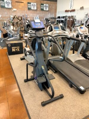 Used/Refurbished Stairmaster 4600CL Personal Climber back left side.