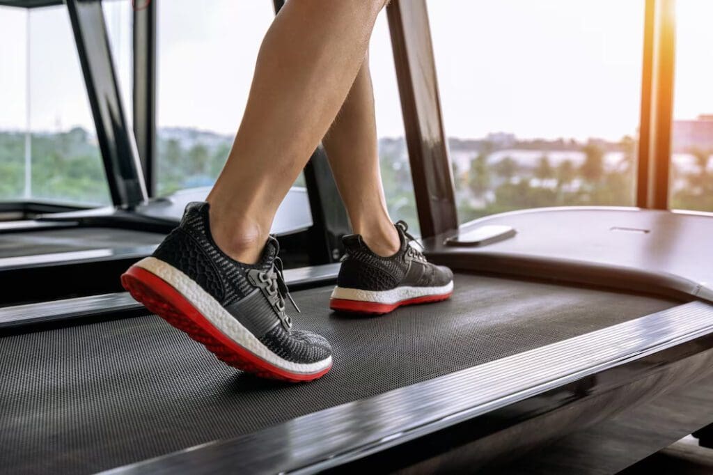 Choosing the Perfect Treadmill: 10 Factors to Consider for a Smart Purchase